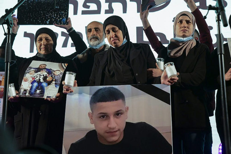 Perché Israele vuole che i palestinesi abbiano armi? bocchescucite Perché Israele vuole che i palestinesi abbiano armi? bocchescucite